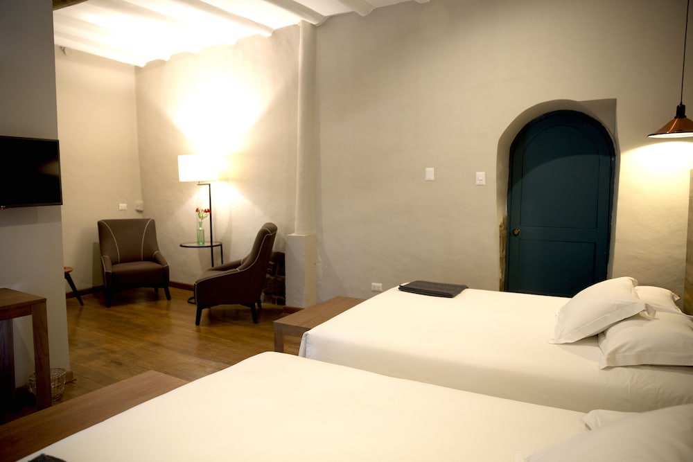 Grand Room, 2 Queen Beds photo 3
