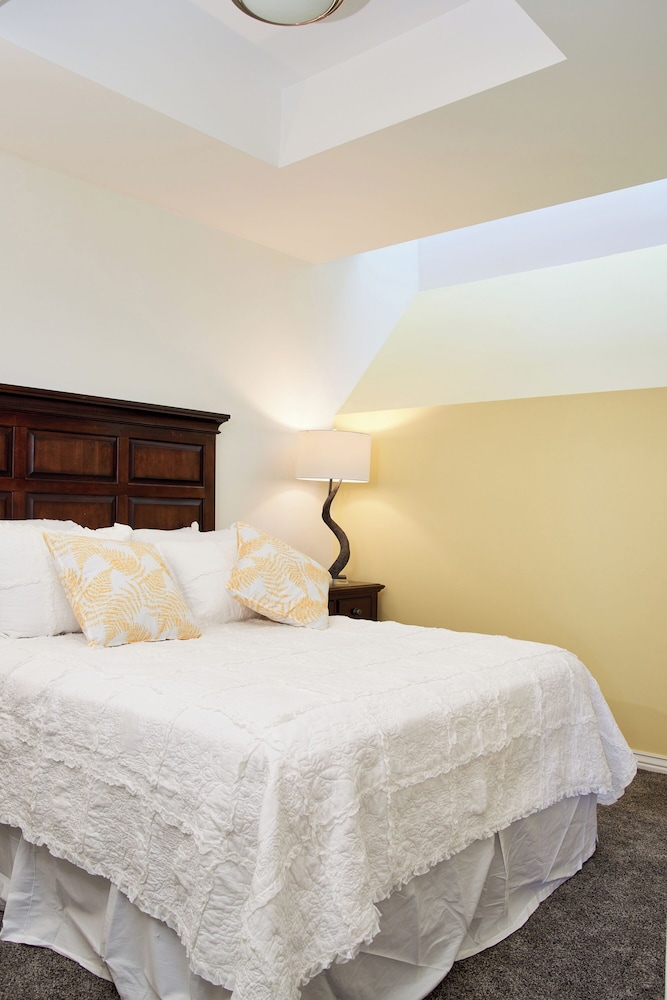 Chardonnay room photo 3