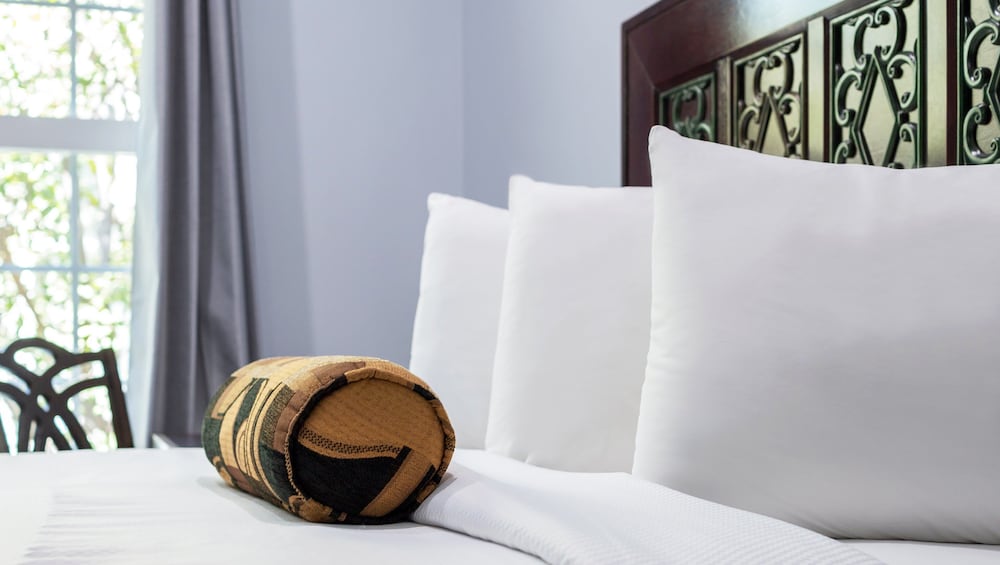 Superior Room, 1 Queen Bed, Refrigerator photo 2