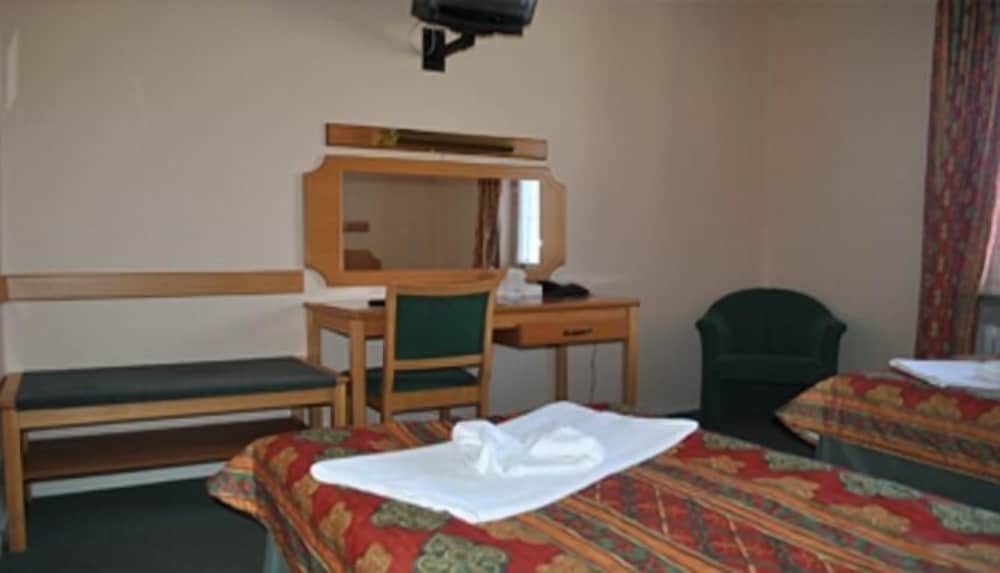 Twin Room photo 2