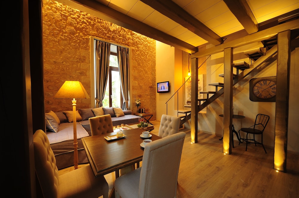 Suite photo 1