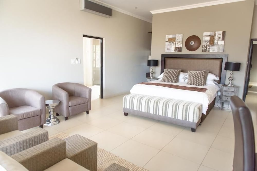 Luxury Room (Entabeni Executive) photo 3
