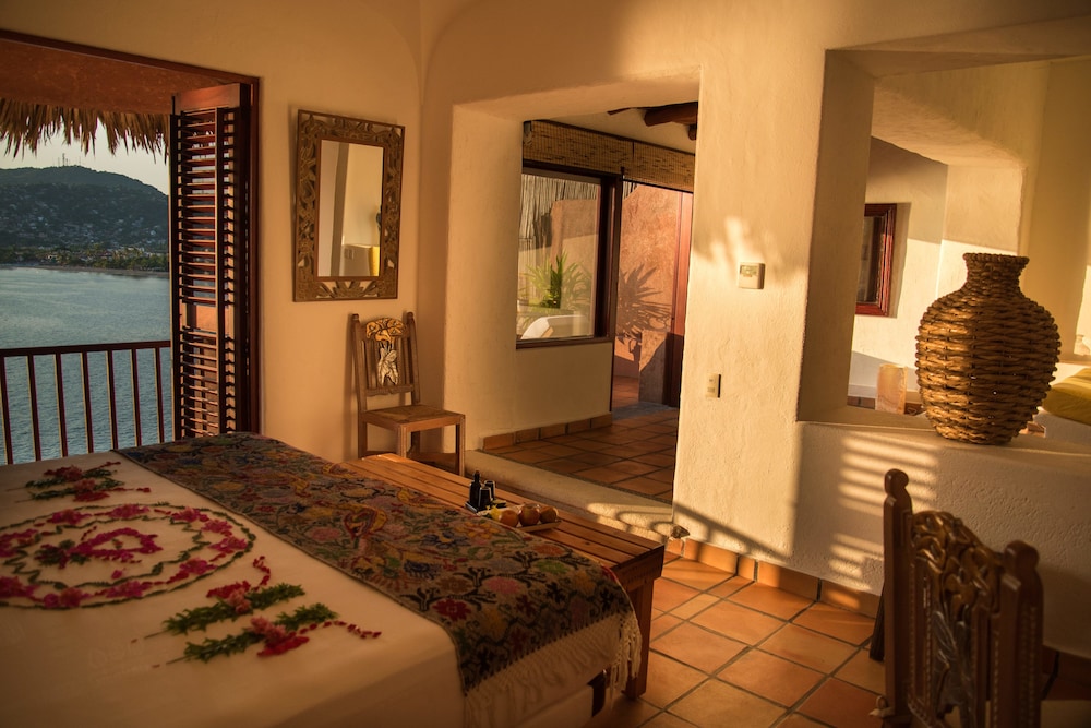 Oceanfront Deluxe Grand Suite - Photo 5