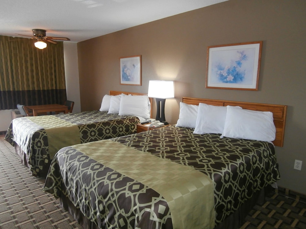 Deluxe Room, 2 Queen Beds, Accessible, Non Smoking - Photo 2