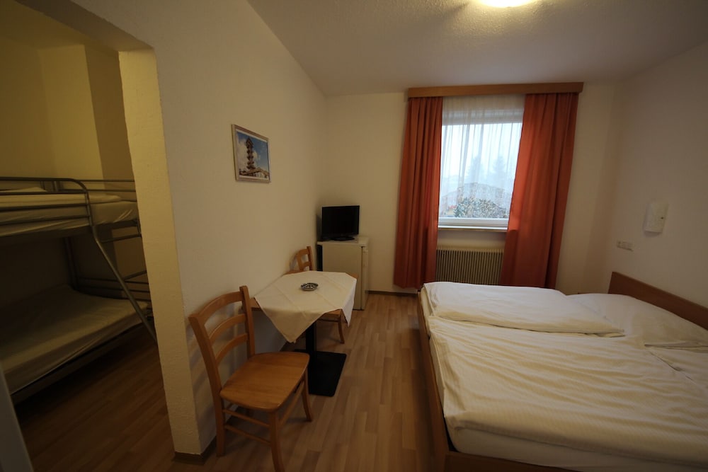 Basic Quadruple Room