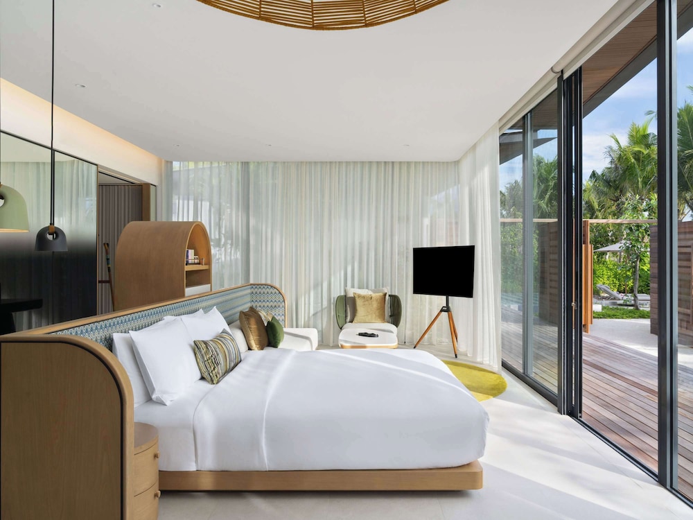 Lagoon Beach Pool Villa - Photo 9