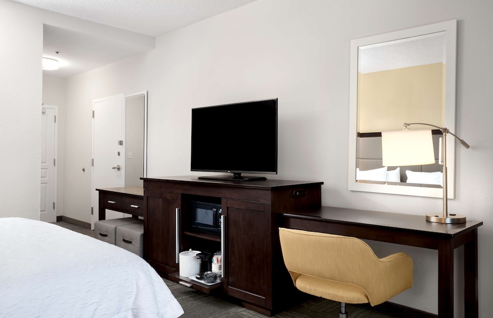 Standard Room, 1 King Bed with Sofa bed, Non Smoking