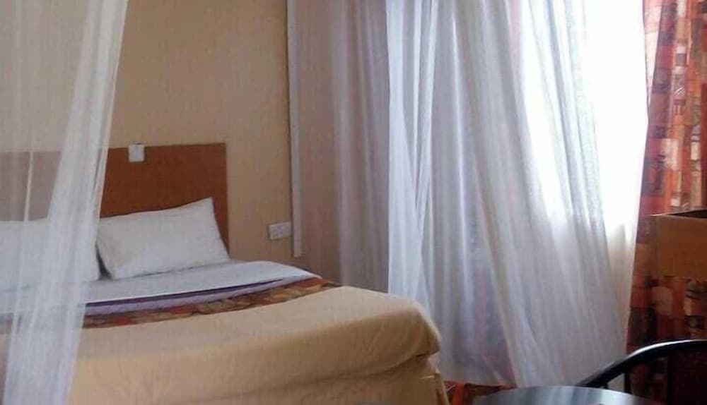 Standard Double Room, Garden View
