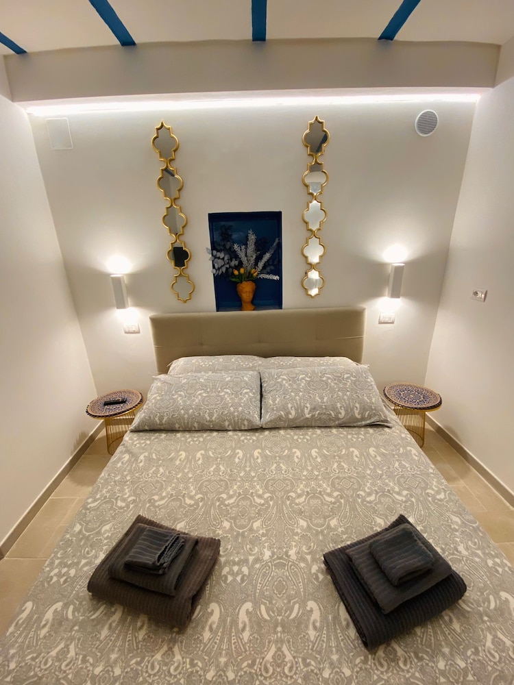 Apartment, 1 Bedroom, Annex Building