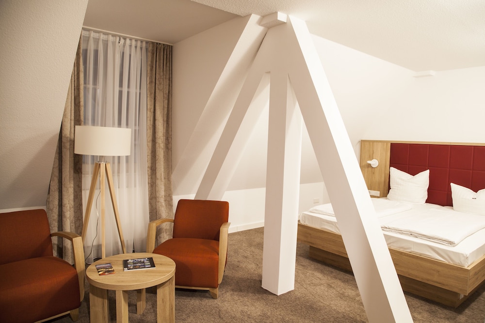 Standard Double or Twin Room, Accessible photo 3