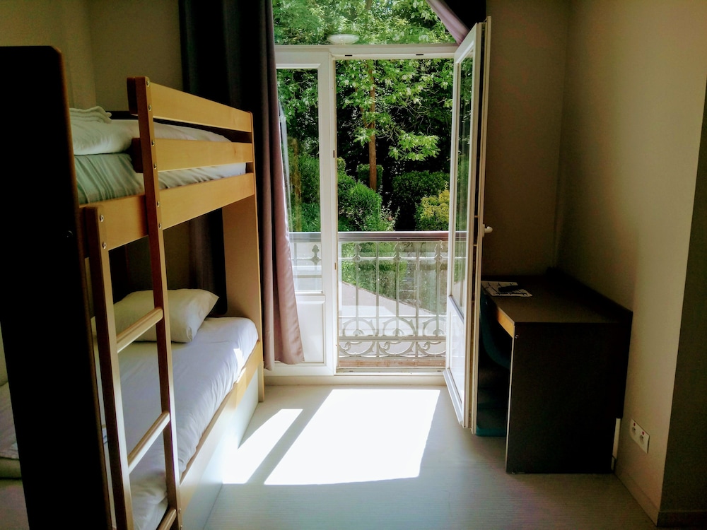 Room 6 persons photo 1