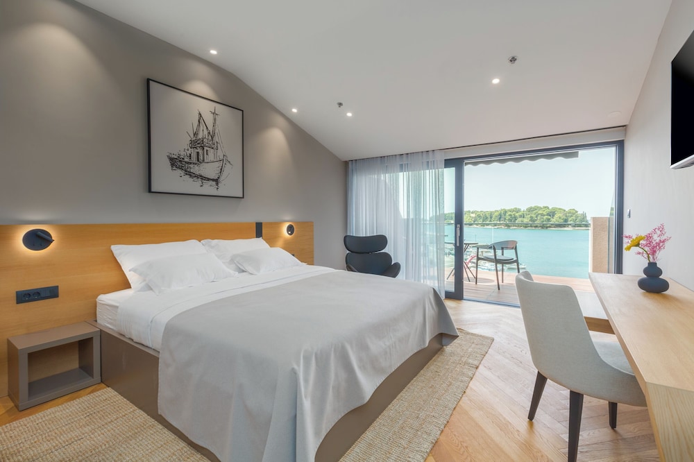 Deluxe Double Room, Balcony, Sea View