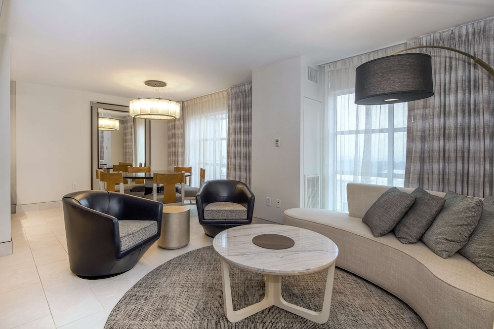 Presidential Suite, 1 King Bed, Bathtub photo 1