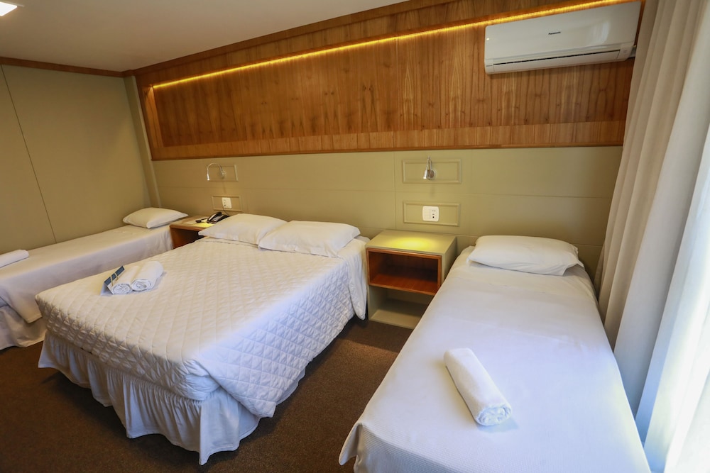 Luxury Quadruple Room photo 2