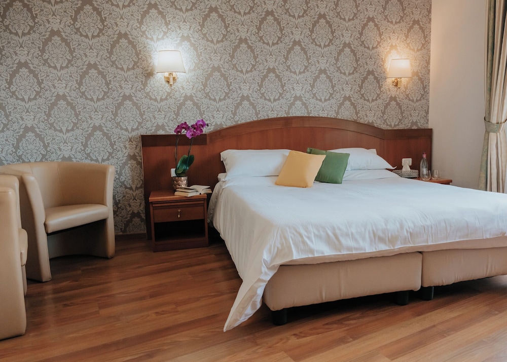 Luxury Double or Twin Room