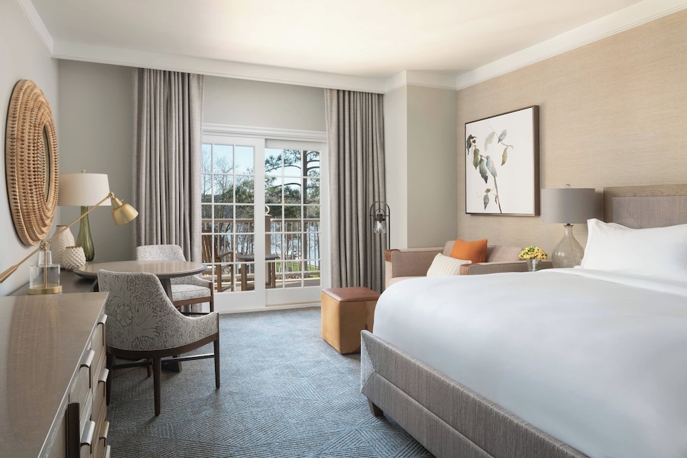 Room, 1 King Bed, Balcony, Resort View (Hearing Accessible) - Photo 1