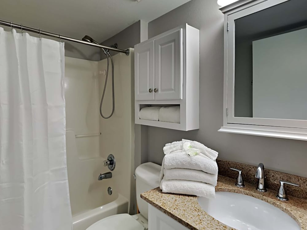 Condo, Multiple Beds, Balcony, Ocean View (#11 - No Pets) photo 3