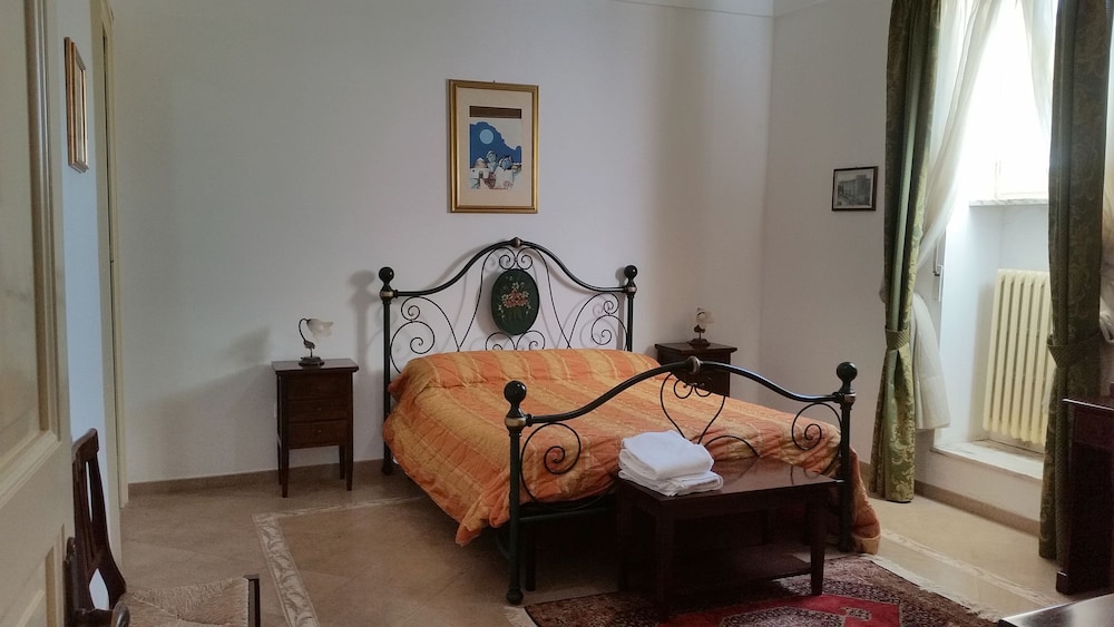 Standard Double Room (3) photo 2