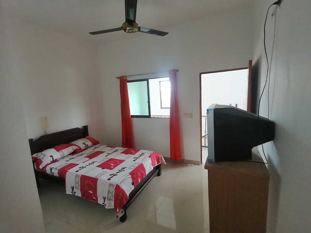 Basic Double Room, 1 Double Bed photo 3