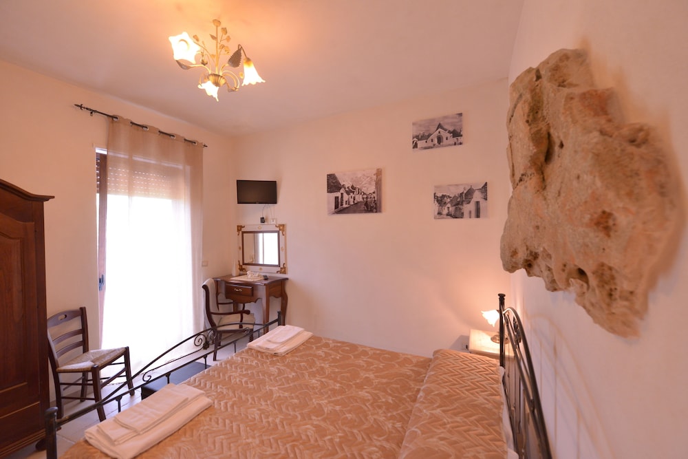 Family Apartment, Hill View