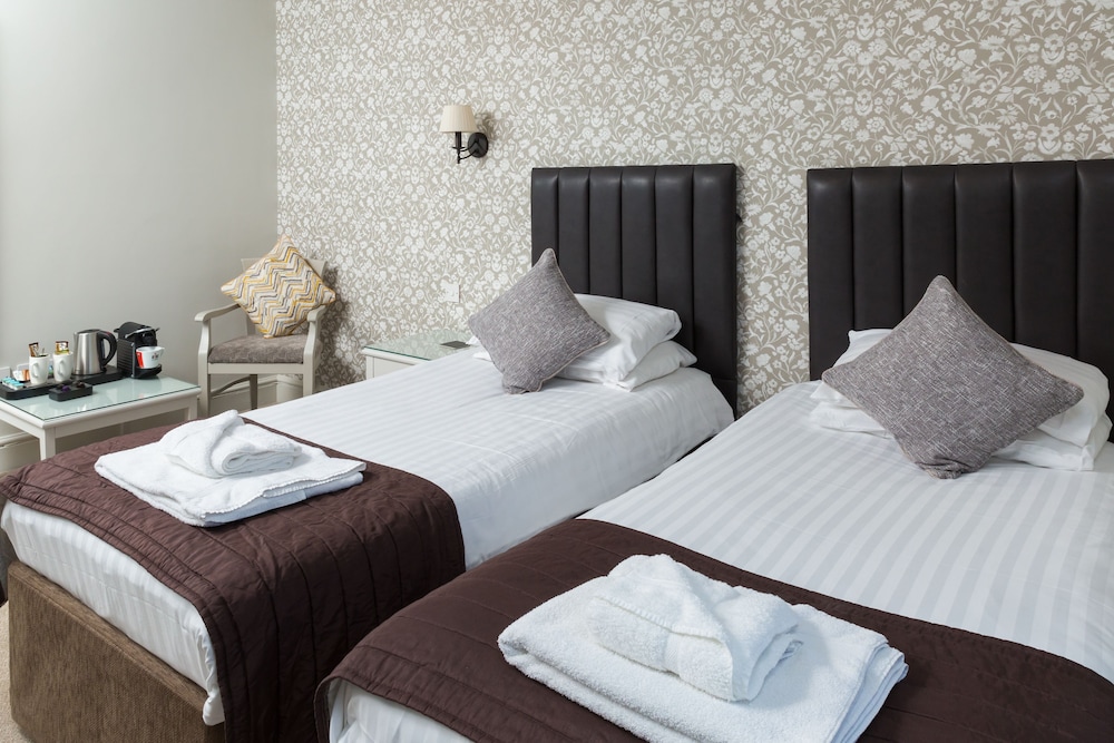 Superior Double or Twin Room - Photo 5