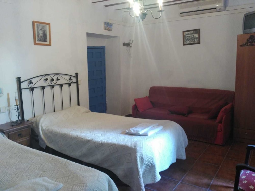 Double or Twin Room photo 2