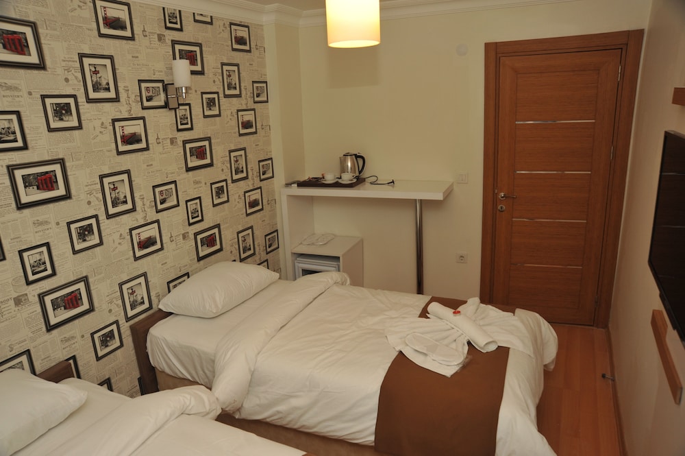Standard Twin Room photo 2
