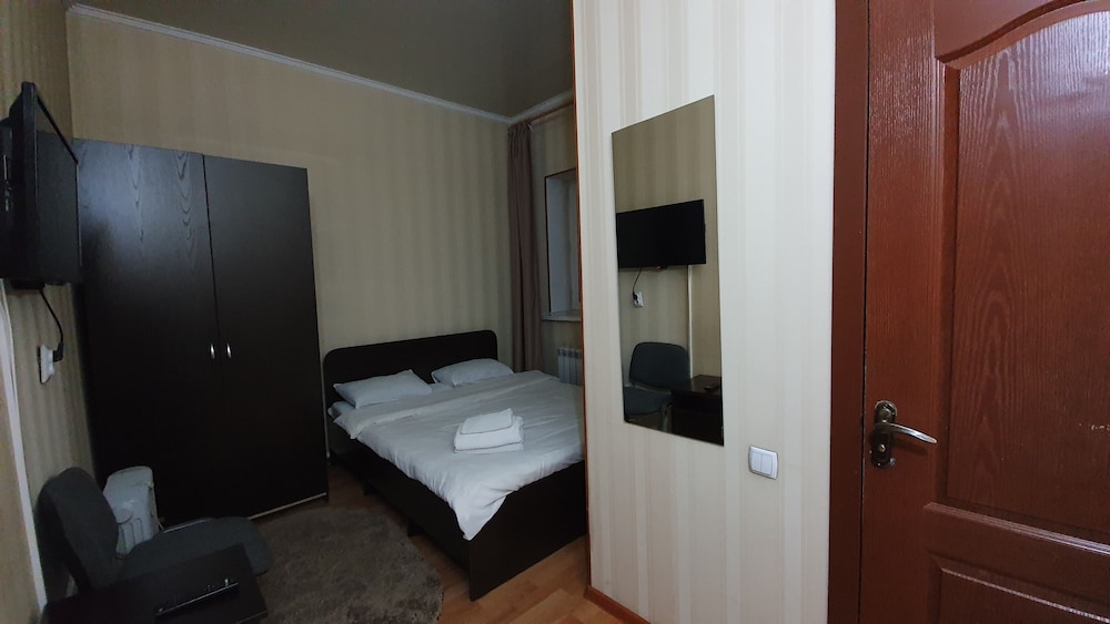 Economy Double Room, 2 Bedrooms