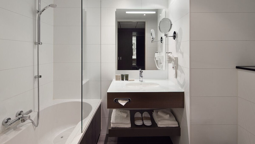 Luxury Room, 1 Double Bed, Bathtub