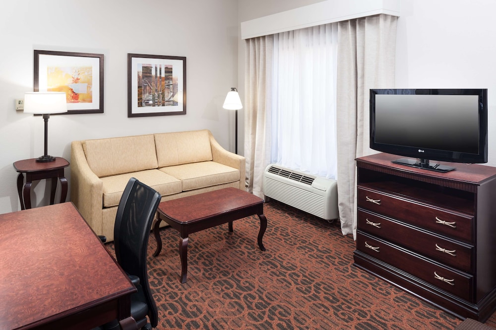 Room, 1 King Bed, Accessible, Non Smoking (Roll-in Shower) - Photo 6