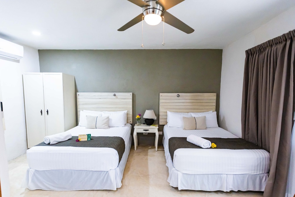 Deluxe Double Room, 2 Queen Beds