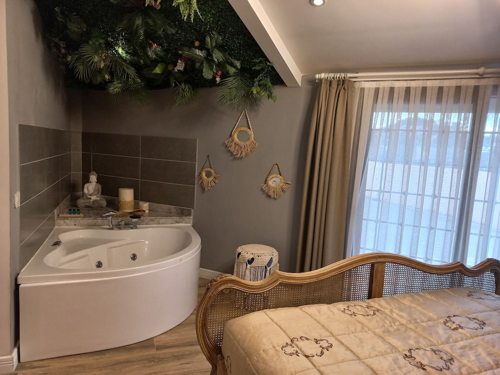 Honeymoon Double Room