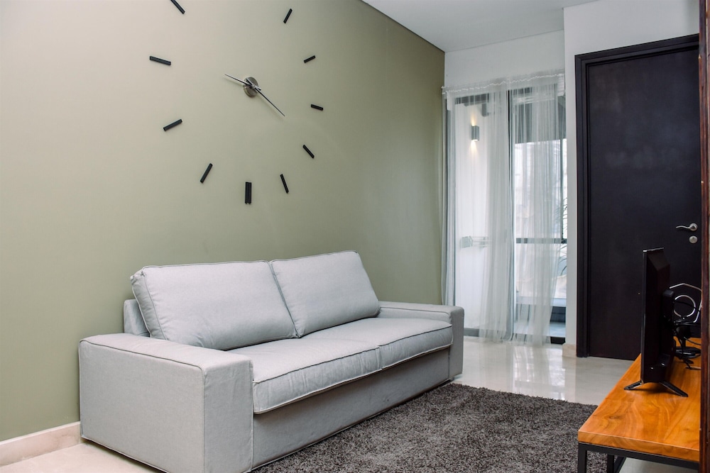 Room - Photo 12