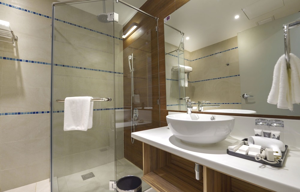Executive Suite, 1 King Bed photo 3