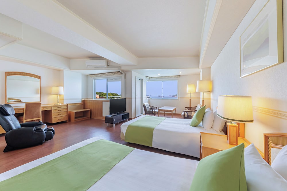 Ocean View Deluxe Twin Room(Non-smoking) photo 1