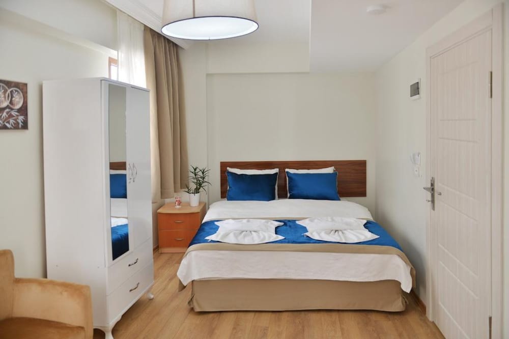 Standard Room photo 2