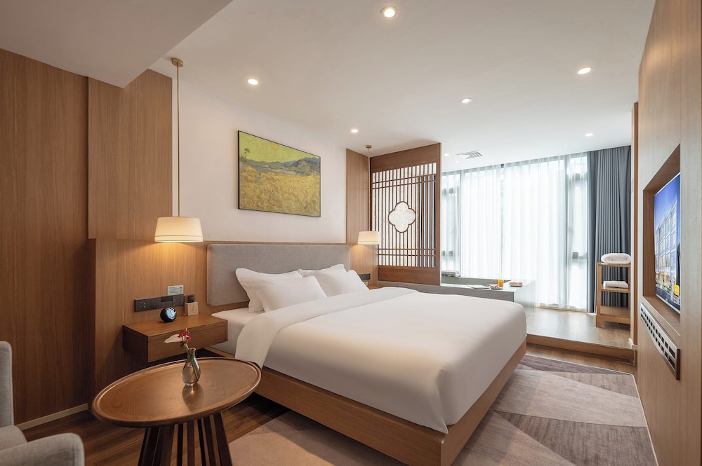 Deluxe Double Room, Courtyard View
