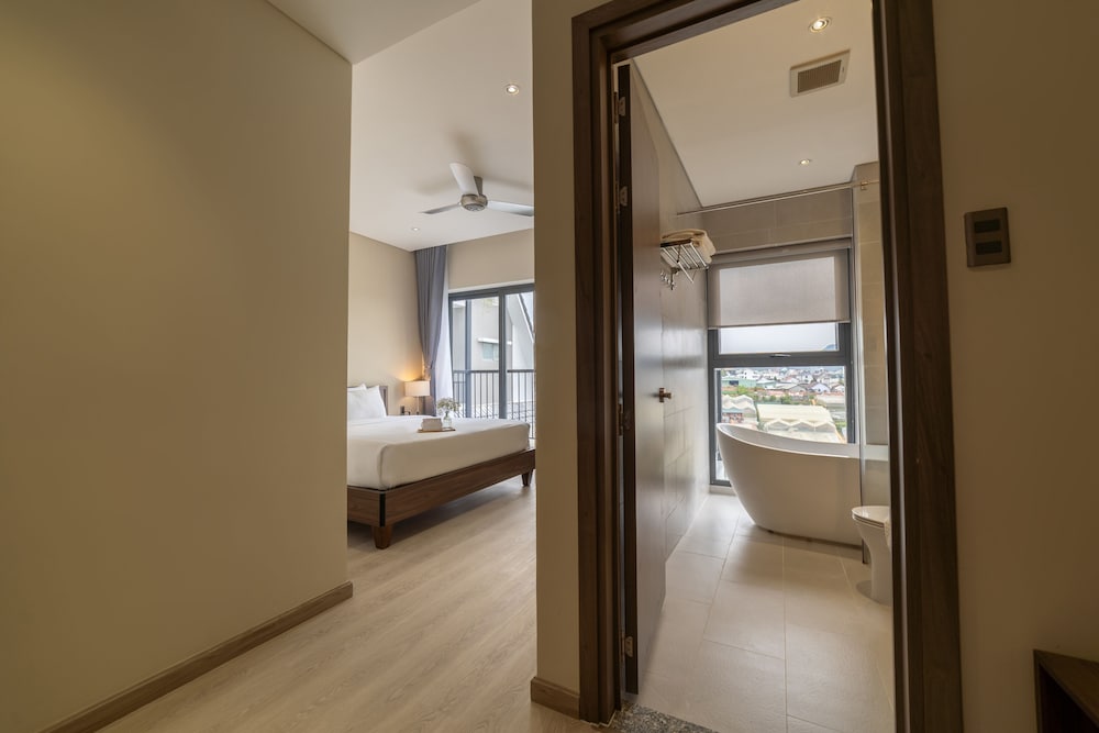 Premium Double Room - Photo 15