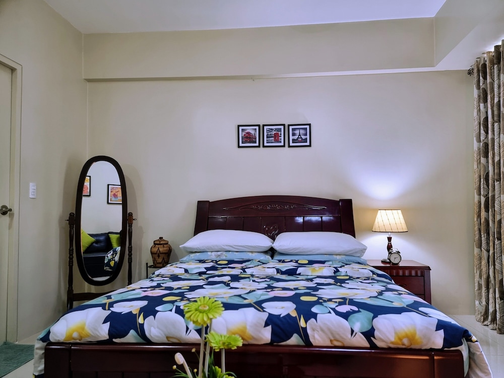 Standard Studio, 1 Double Bed, Pool View photo 1