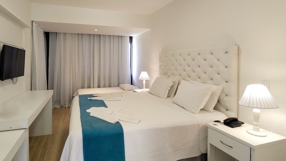 Standard Suite, 1 Bedroom, Hill View photo 1