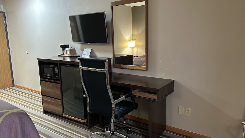 Standard Room, 1 Queen Bed - Photo 2