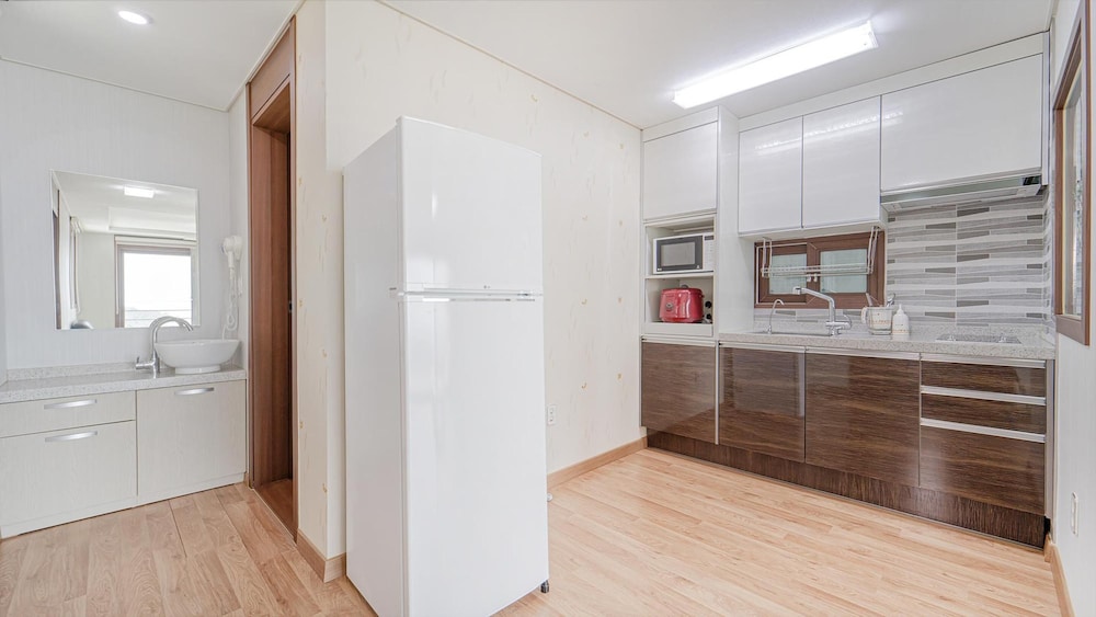 Basic Room, 1 Bedroom (1gadong 102) - Photo 2