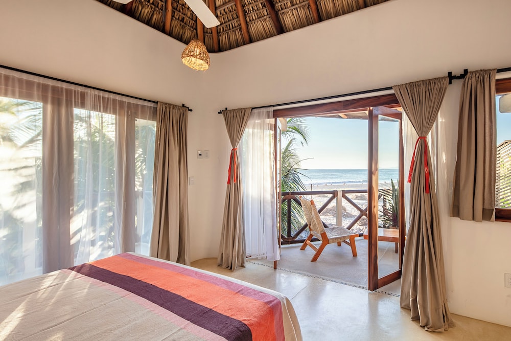 Superior Studio Suite, 2 Bedrooms