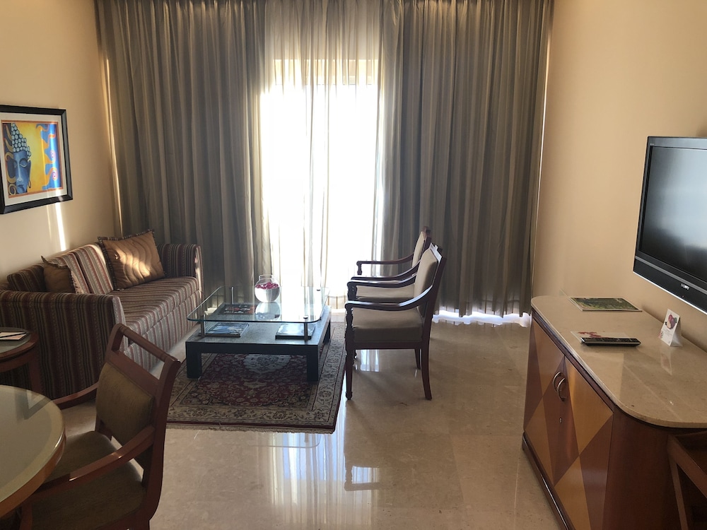 Executive Club Twin Room - Photo 2