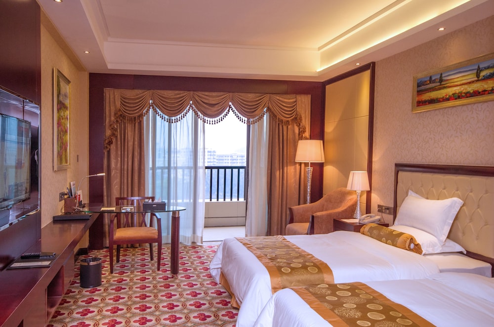 Lake View Twin Room