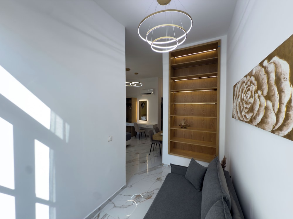 Standard Triple Room, Balcony, City View