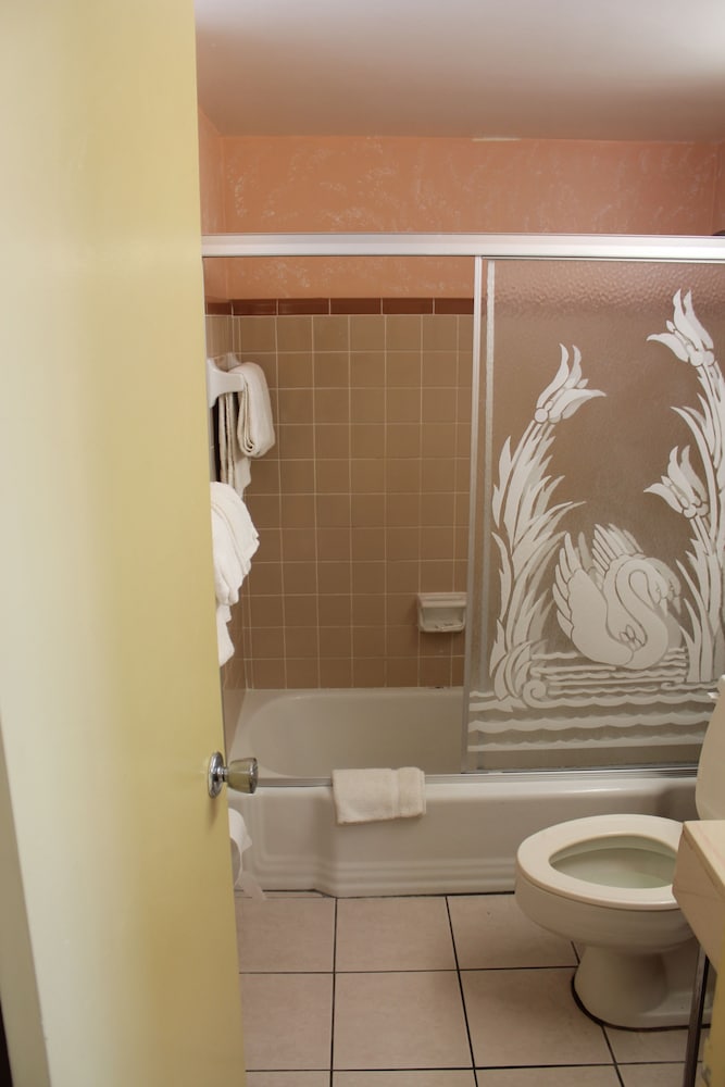 Deluxe Room, 2 Double Beds, Kitchenette photo 3