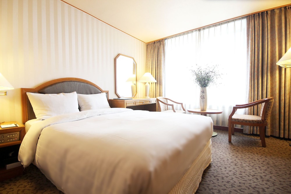 Standard Double Room - Photo 4