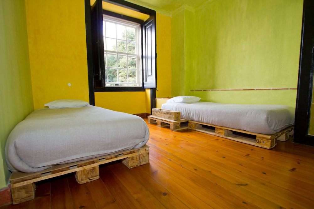 Chambre Triple, salle de bains privée