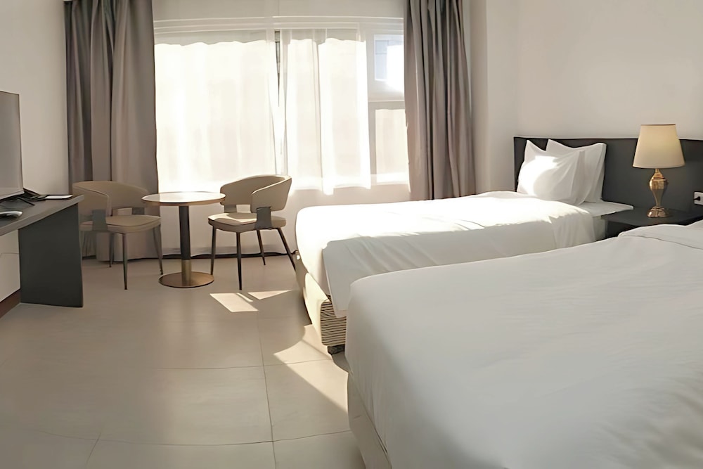 Deluxe Twin Room photo 3